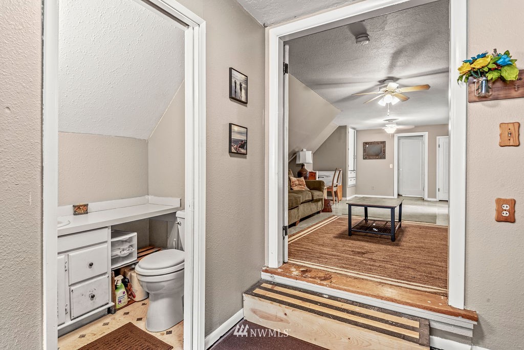 537 Agren Road Castle Rock, WA 98611 - Photo 23 of 36 Gallery Image 23