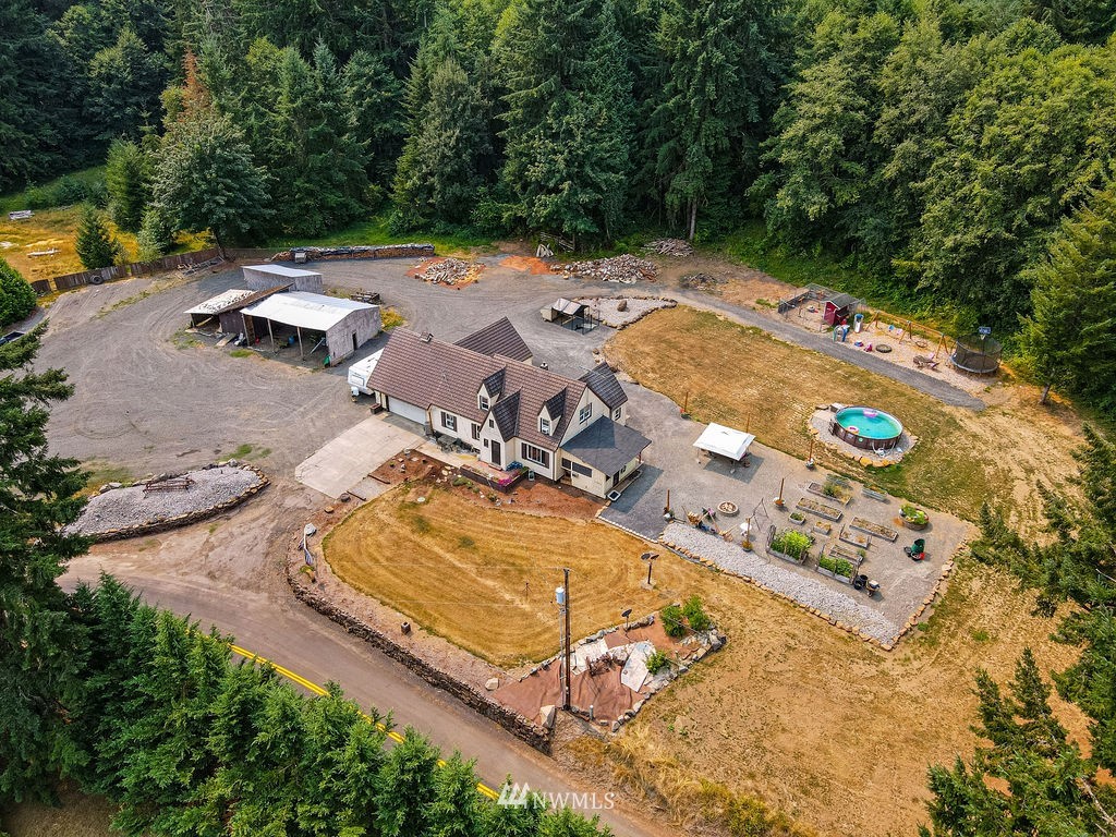 537 Agren Road Castle Rock, WA 98611 - Photo 5 of 36 Gallery Image 5