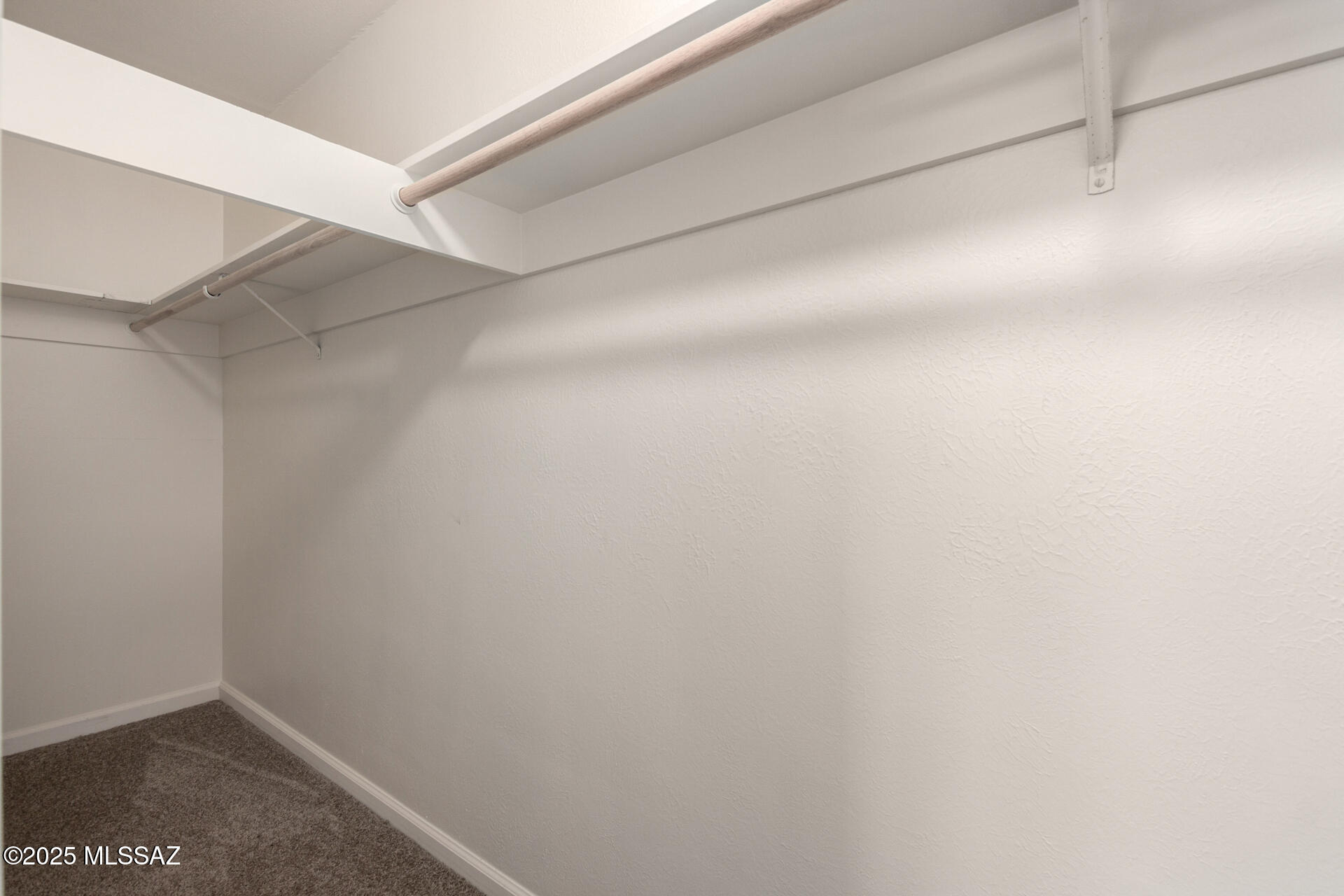 521 North Country Club Road, Unit 67 Tucson, AZ 85716 - Photo 21 of 35 Walk-in Closet