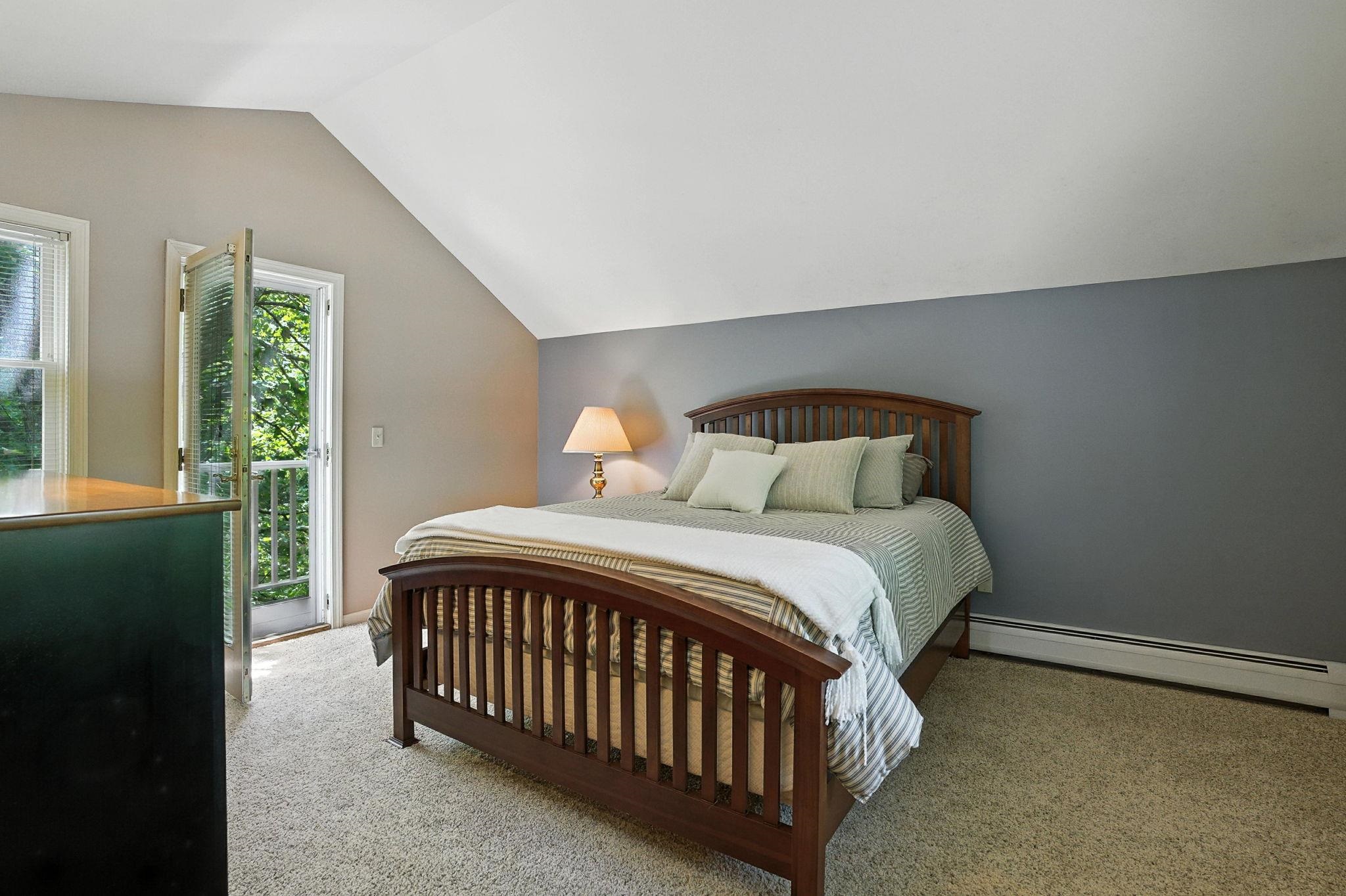 38 Cambridge Road Bedford, NH 03110 - Photo 19 of 33 Gallery Image 19