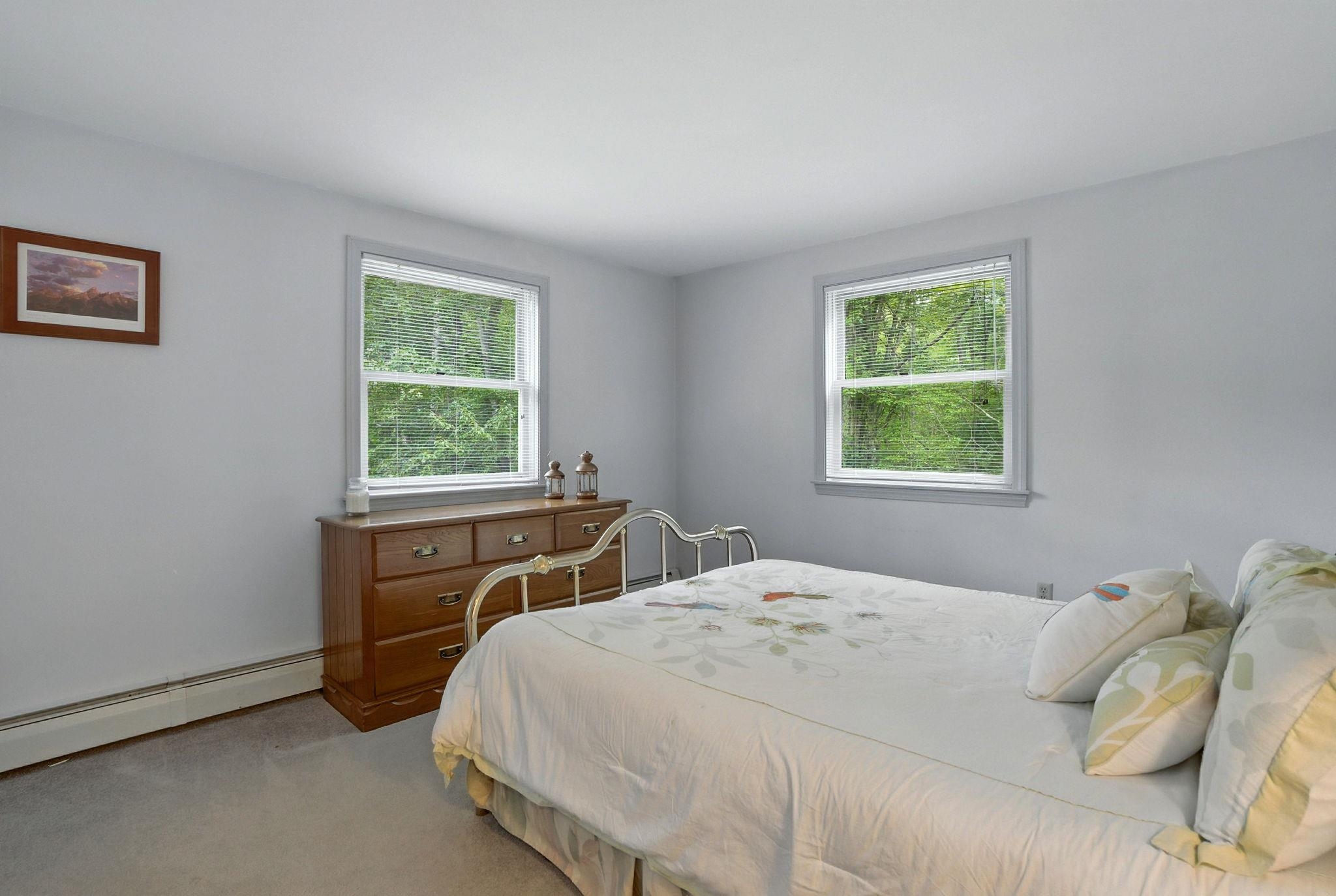 38 Cambridge Road Bedford, NH 03110 - Photo 24 of 33 Gallery Image 24