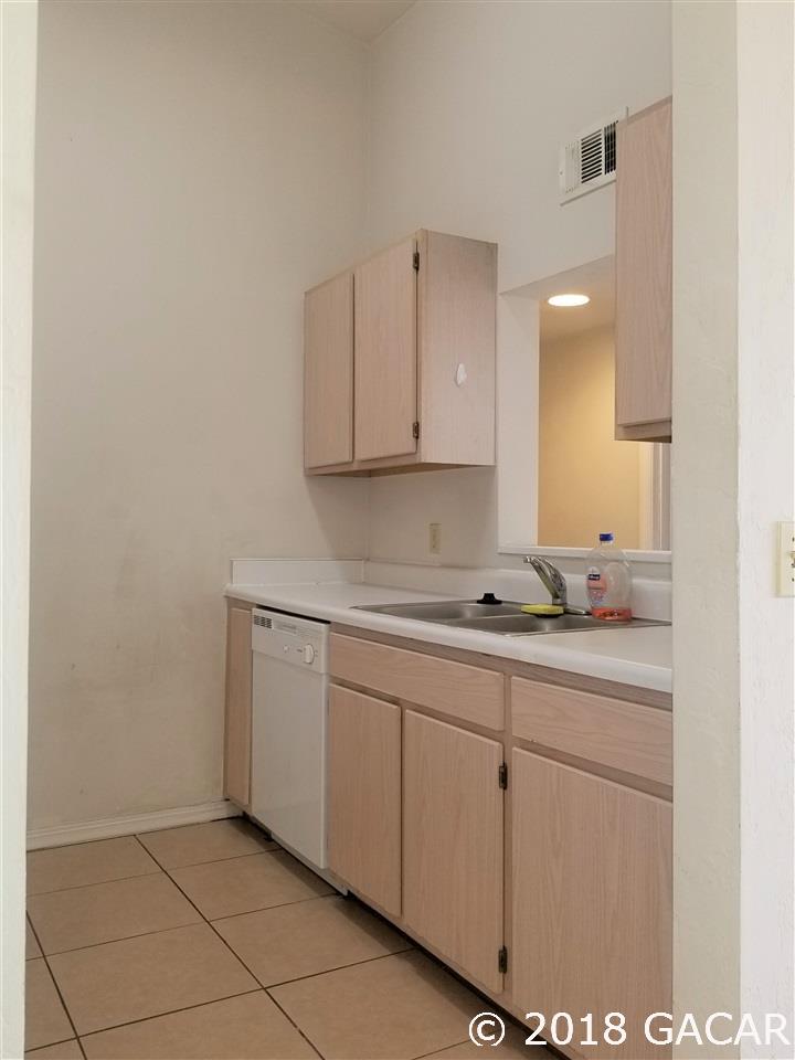 2360 Southwest Archer Road, Unit 809 Gainesville, FL 32608 - Photo 4 of 19 Gallery Image 4