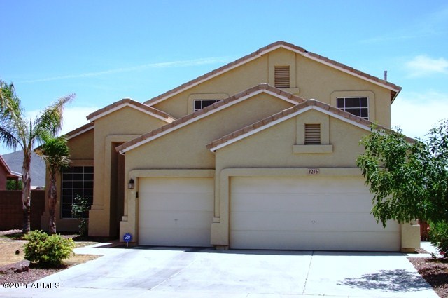 3215 West Maldonado Road Phoenix, AZ 85041 - Photo 1 of 18 front