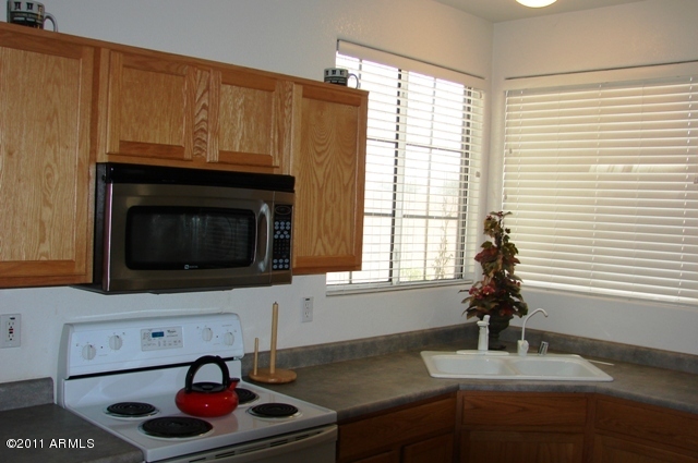 3215 West Maldonado Road Phoenix, AZ 85041 - Photo 9 of 18 kitchen 2