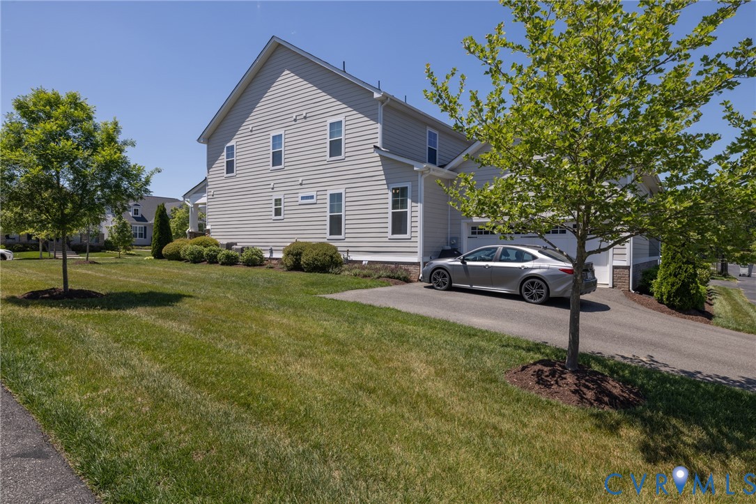 224 Lauradell Road Ashland, VA 23005 - Photo 5 of 74 Exterior featuring light-toned horizontal siding,