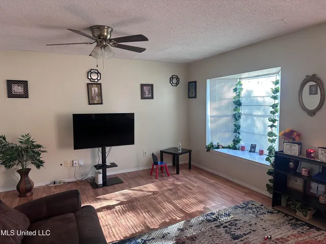 $134,900 | 5013 Cambridge Drive, Pascagoula, MS 39581