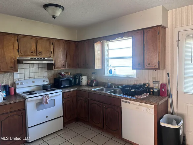 $134,900 | 5013 Cambridge Drive, Pascagoula, MS 39581