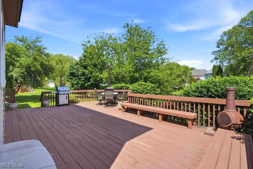 593 Brookstone Court Akron, OH 44321 - Photo 32 of 41 Deck