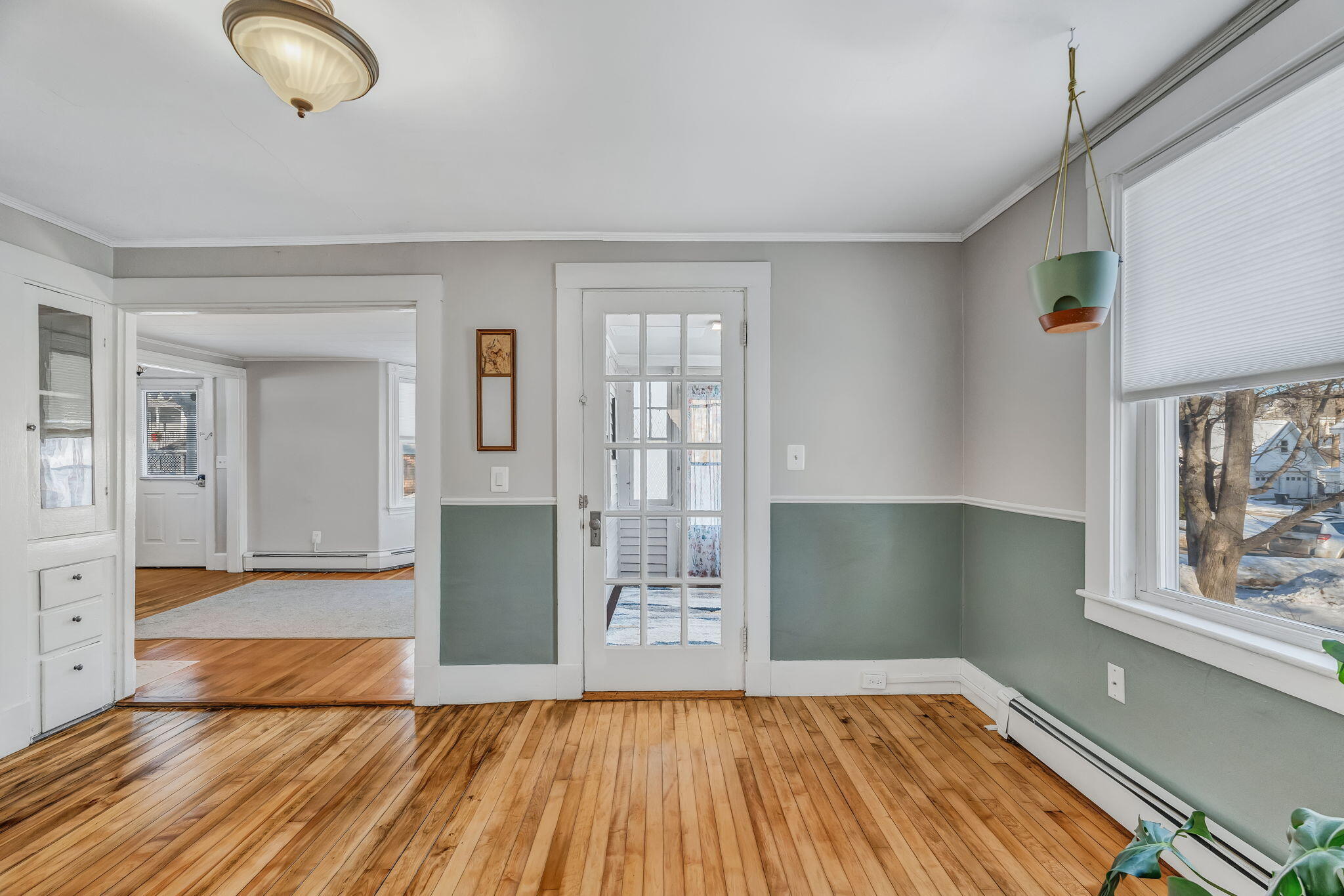 346 Lincoln Street Bangor, ME 04401 - Photo 17 of 50 Dining Room