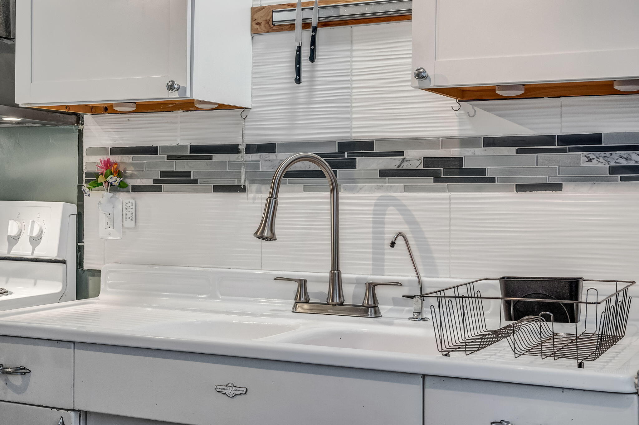 346 Lincoln Street Bangor, ME 04401 - Photo 35 of 50 Kitchen