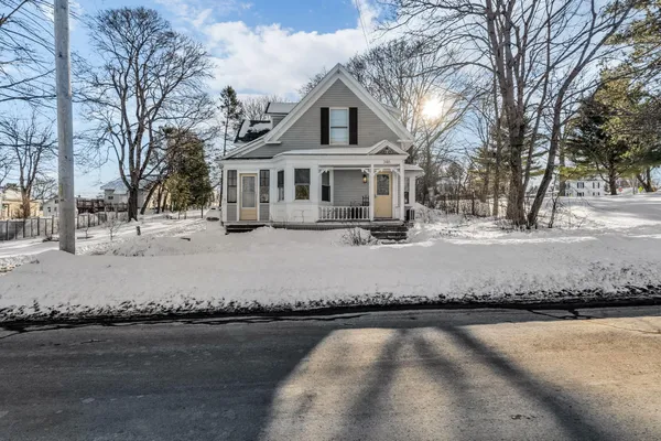 $310,000 | 346 Lincoln Street, Bangor, ME 04401