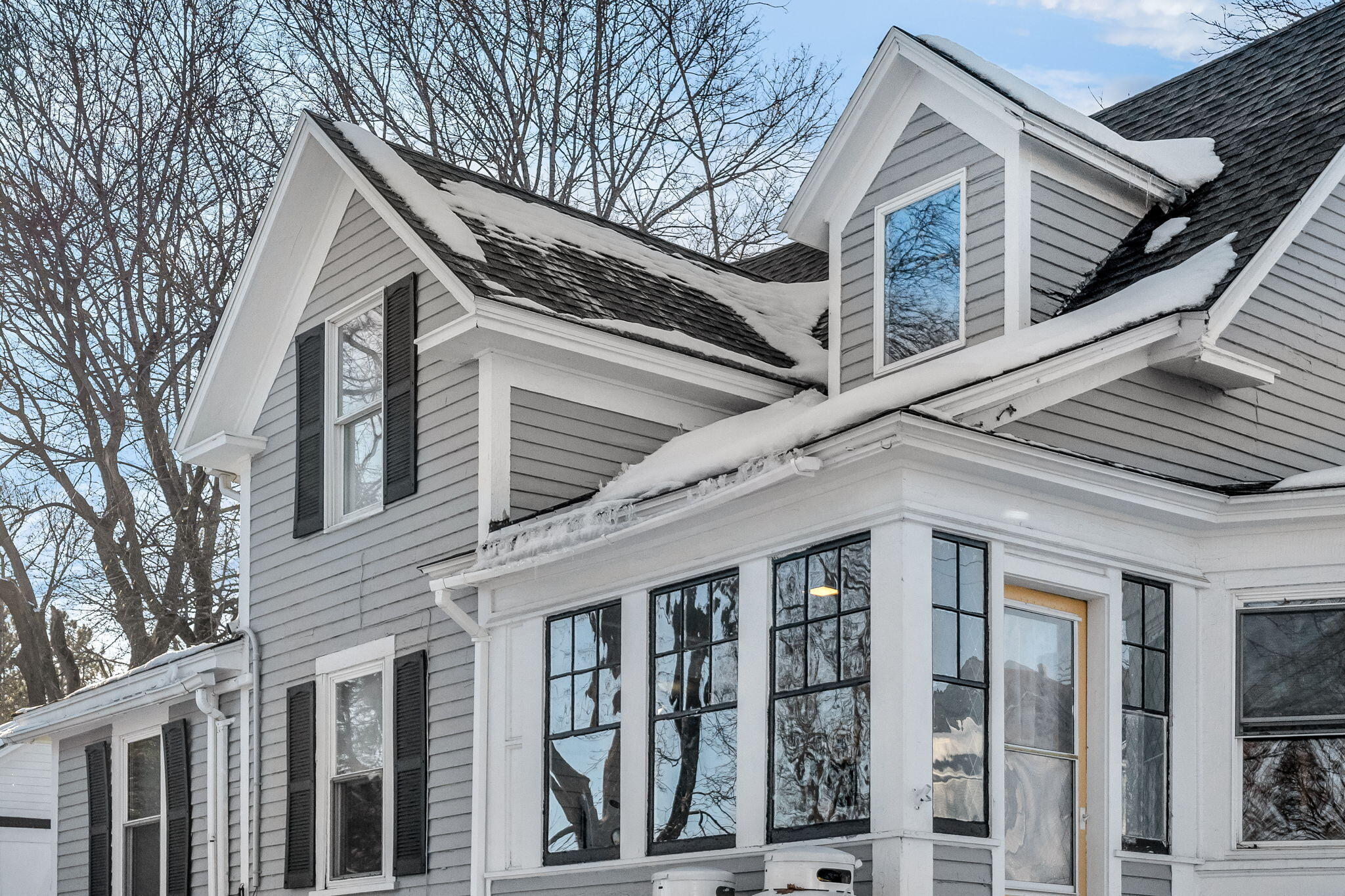 346 Lincoln Street Bangor, ME 04401 - Photo 44 of 50 Left Front View