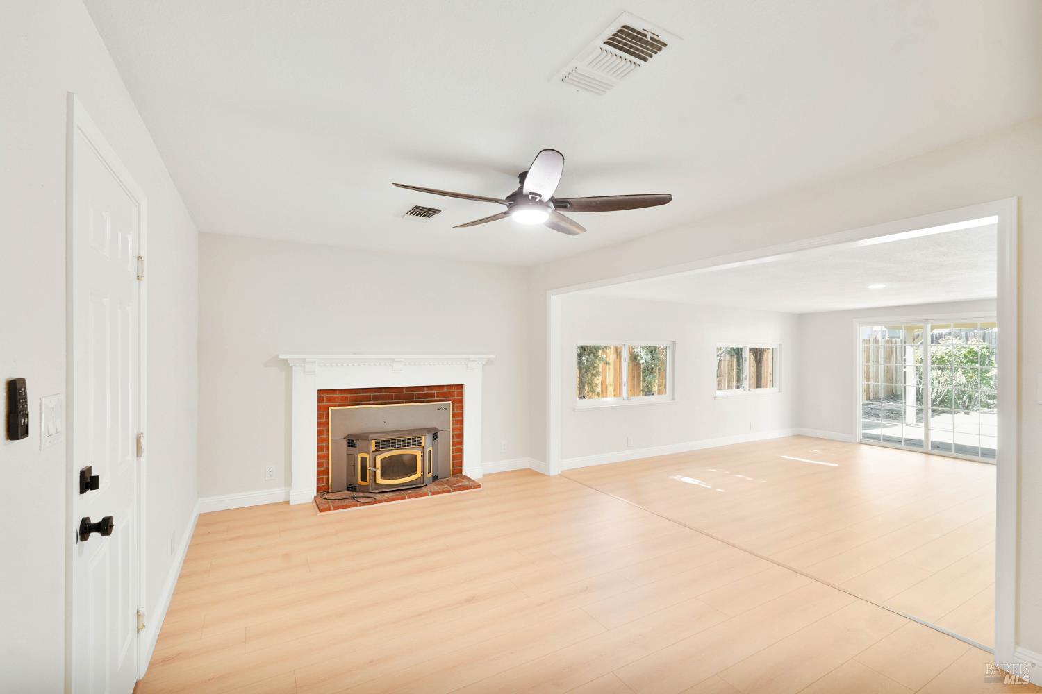 278 Jasmine Street Fairfield, CA 94533 - Photo 8 of 26