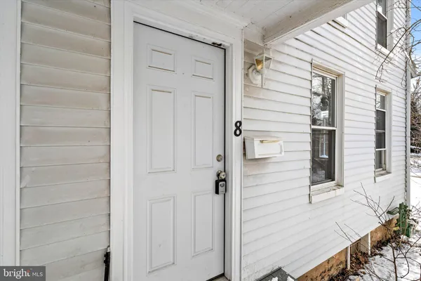 $2,500 | 8 South Greenwood Avenue, Hopewell, NJ 08525