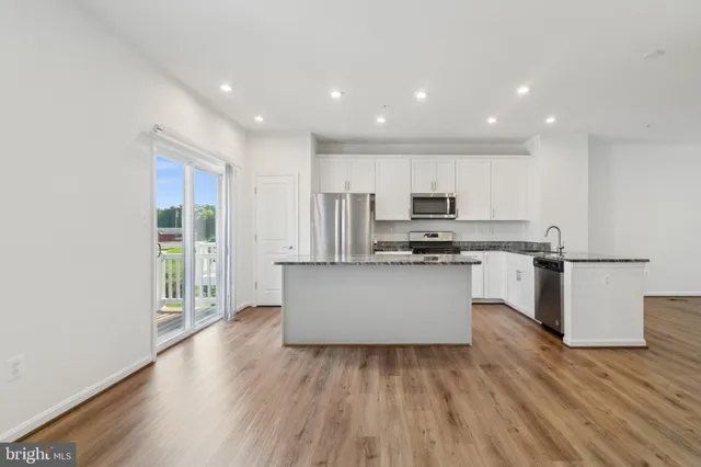 $519,000 | 7811 Wolf Run Lane, Severn, MD 21144