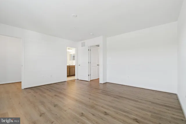 $519,000 | 7811 Wolf Run Lane, Severn, MD 21144