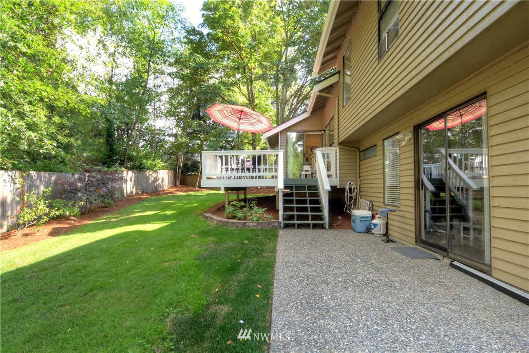 23529 22nd Avenue Southeast Bothell, WA 98021 - Photo 23 of 24