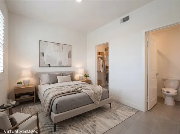 $1,080,000 | 371 Bellver, Lake Forest, CA 92630