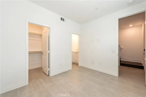 $1,080,000 | 371 Bellver, Lake Forest, CA 92630
