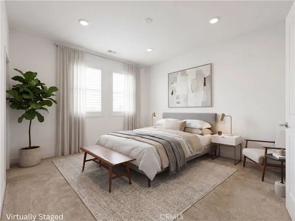 $1,080,000 | 371 Bellver, Lake Forest, CA 92630