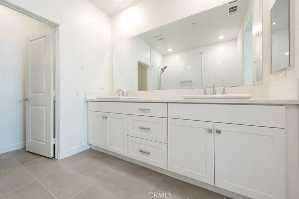 $1,080,000 | 371 Bellver, Lake Forest, CA 92630