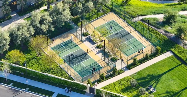 $1,080,000 | 371 Bellver, Lake Forest, CA 92630