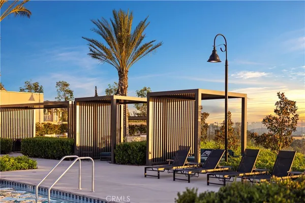 $1,080,000 | 371 Bellver, Lake Forest, CA 92630