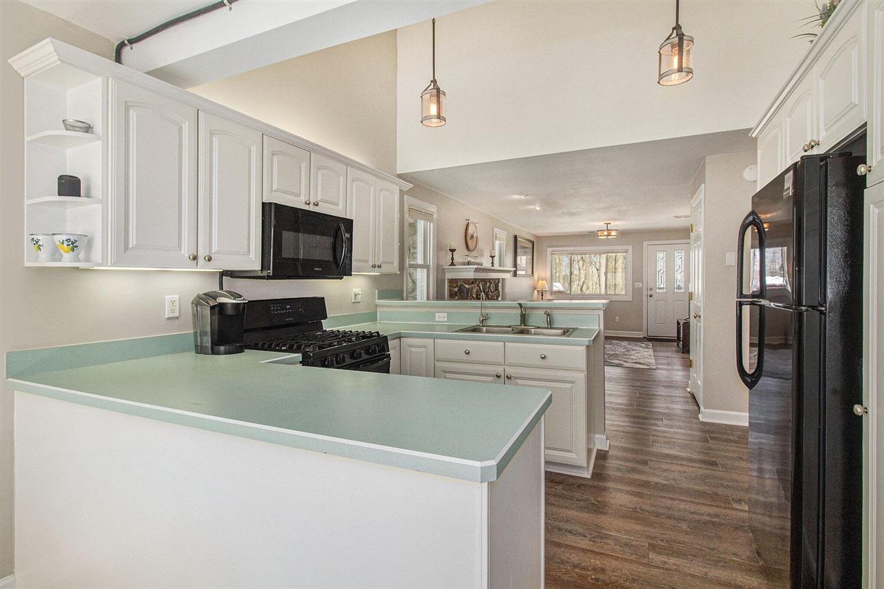 13957 Aberdeen Road Gregory, MI 48137 - Photo 9 of 58