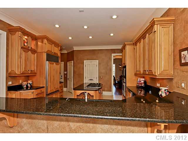 17040 Jetton Road, Unit 498 Cornelius, NC 28031 - Photo 8 of 16 Gallery Image 8