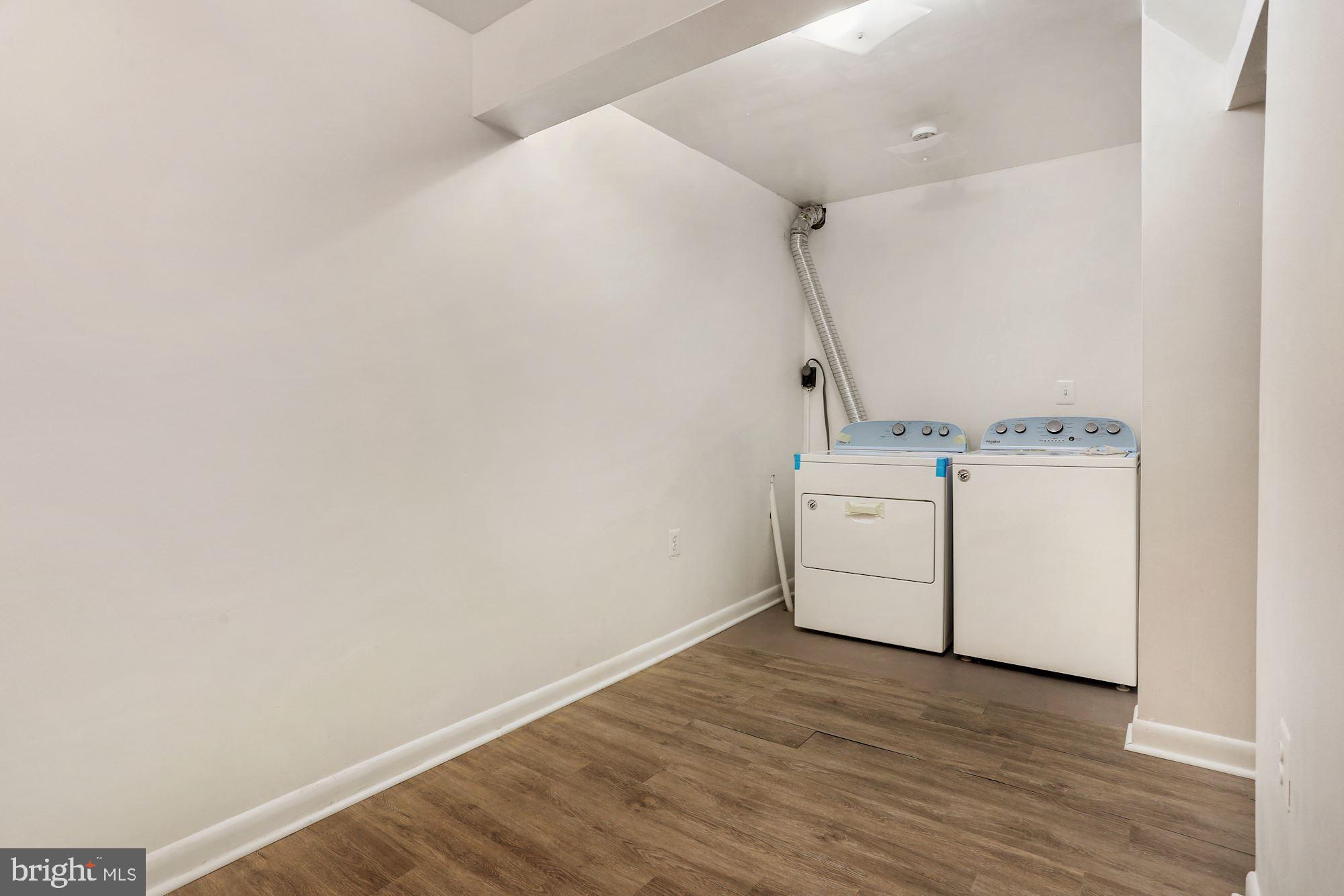 2212 Lofty Heights Place Reston, VA 20191 - Photo 36 of 38 Gallery Image 36