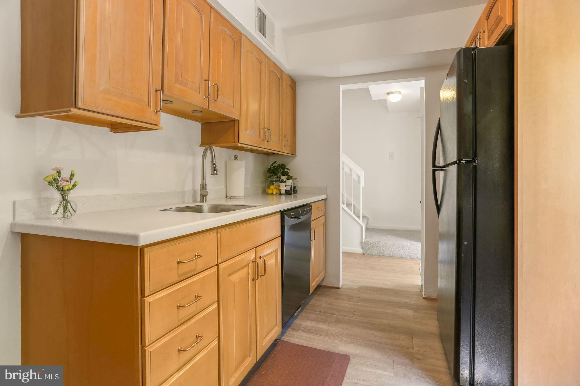 2212 Lofty Heights Place Reston, VA 20191 - Photo 5 of 38 Gallery Image 5