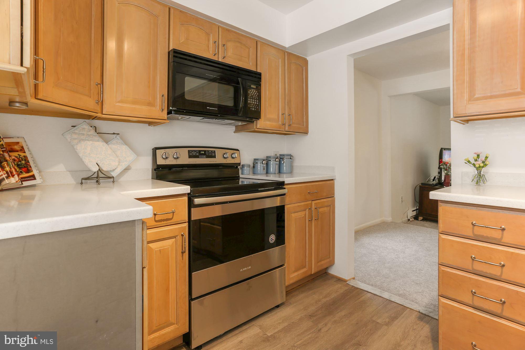 2212 Lofty Heights Place Reston, VA 20191 - Photo 6 of 38 Gallery Image 6