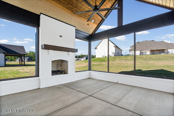 319 Camp Crossing Hernando, MS 38632 - Photo 26 of 32 61-back porch 1