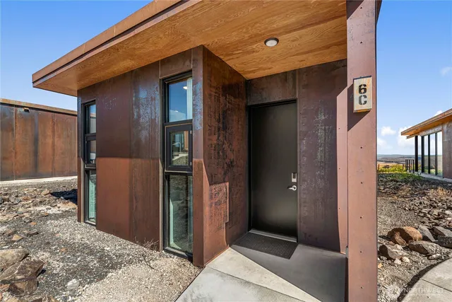 $585,000 | 23692 Northwest Cliffe Pointe Road, Unit 6C, Quincy, WA 98848