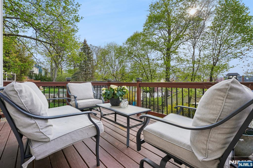 78 Elmwood Road Cedar Grove, NJ 07009 - Photo 17 of 43