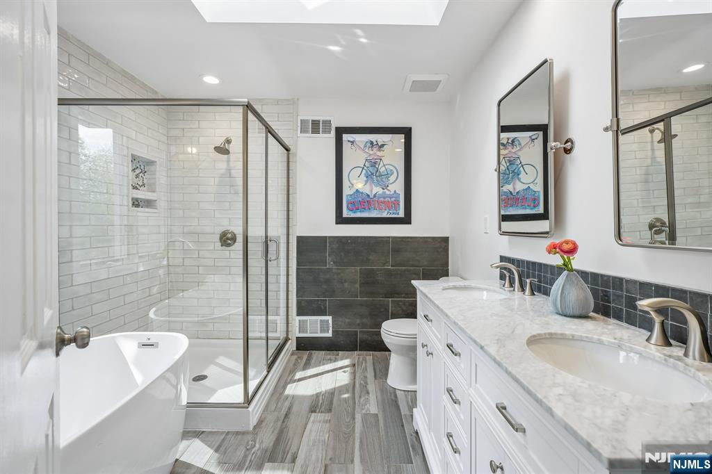 78 Elmwood Road Cedar Grove, NJ 07009 - Photo 19 of 43