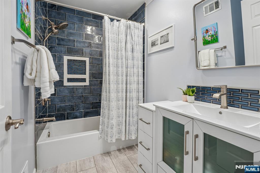 78 Elmwood Road Cedar Grove, NJ 07009 - Photo 24 of 43