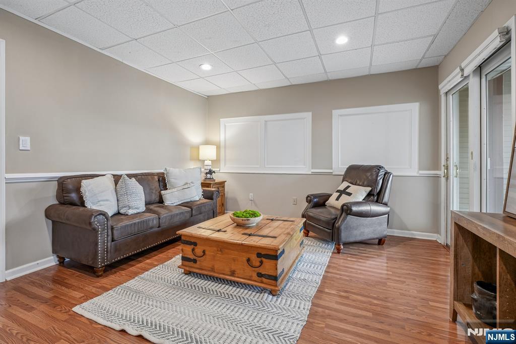 78 Elmwood Road Cedar Grove, NJ 07009 - Photo 29 of 43