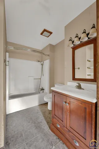 $350,000 | 12426 110th Road, Hoyt, KS 66440