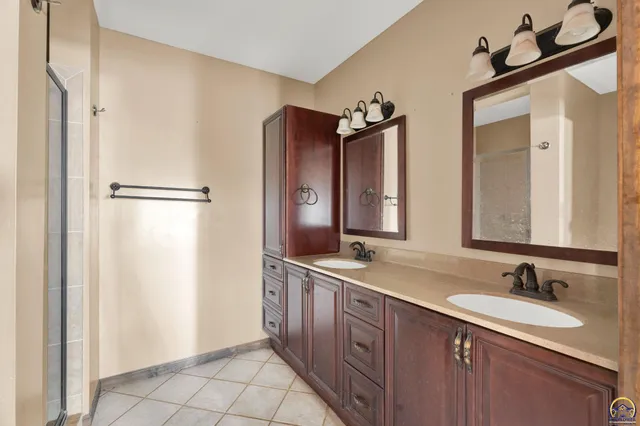 $350,000 | 12426 110th Road, Hoyt, KS 66440