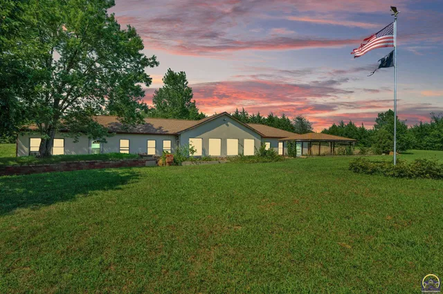 $350,000 | 12426 110th Road, Hoyt, KS 66440