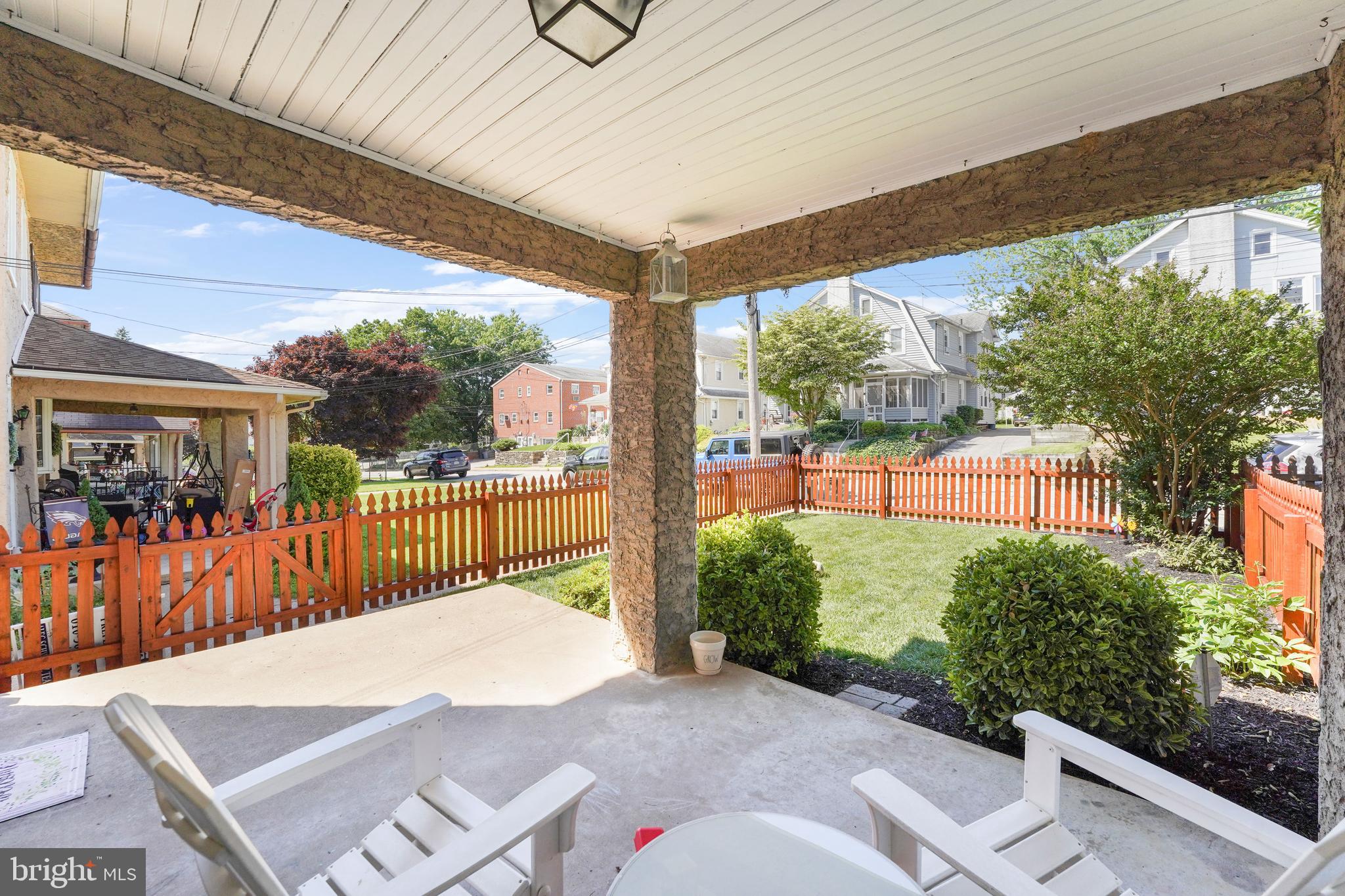 23 Waverly Road Havertown, PA 19083 - Photo 4 of 30 a view of a porch