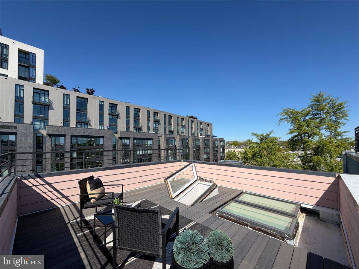 1168 Abbey Place Northeast Washington, DC 20002 - Photo 21 of 49 Unit 2 - 2 BR | 2.5 BA | Parking | Roof Deck