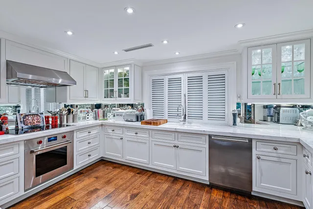 $5,895,000 | 100 Royal Palm Way, Unit F1, Palm Beach, FL 33480