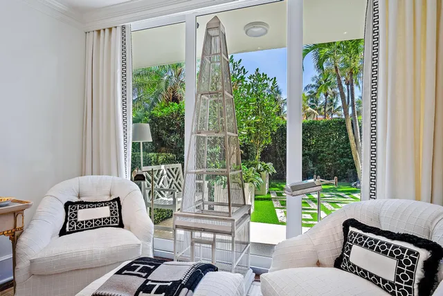 $5,895,000 | 100 Royal Palm Way, Unit F1, Palm Beach, FL 33480