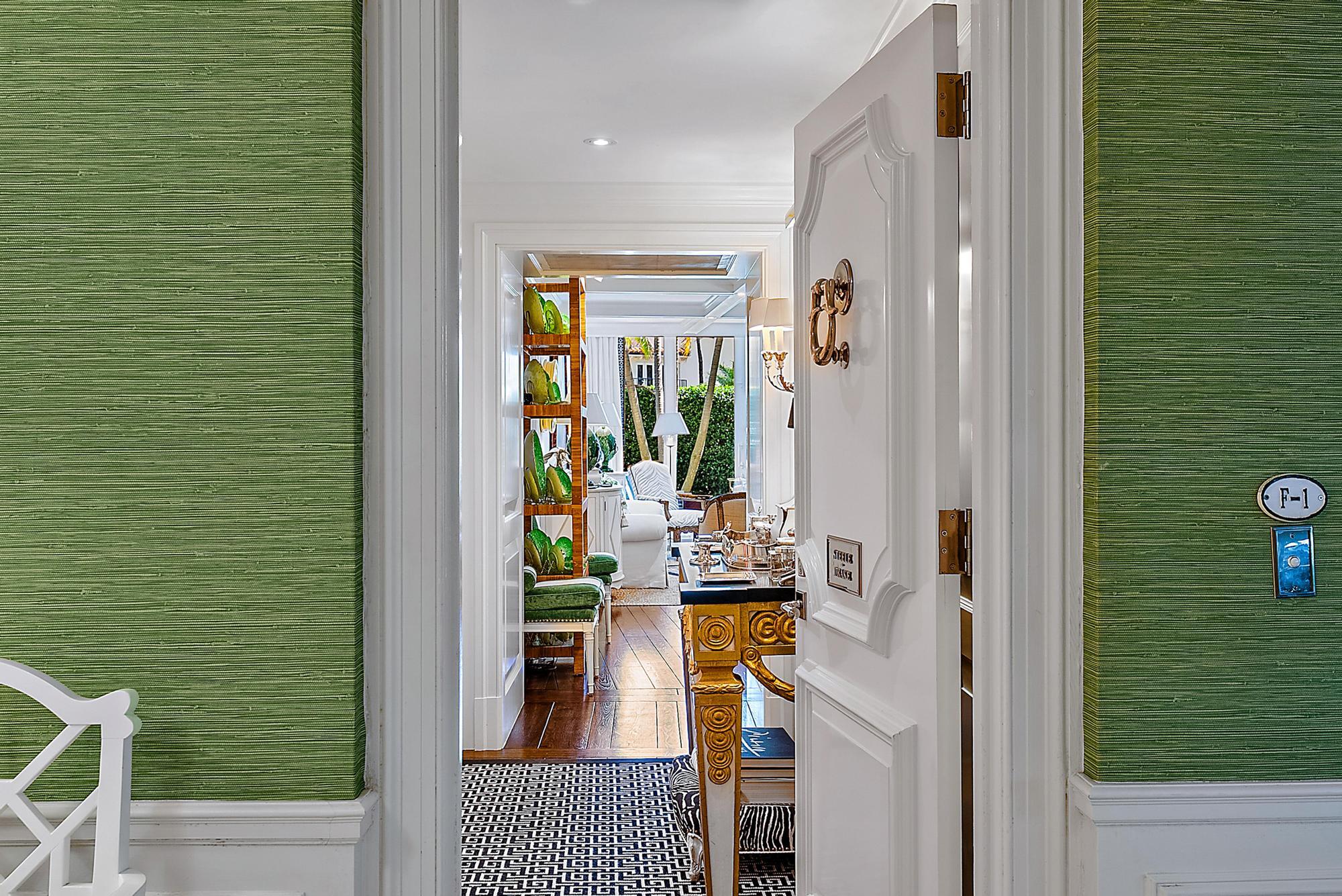 100 Royal Palm Way, Unit F1 Palm Beach, FL 33480 - Photo 33 of 43 a view of balcony and patio