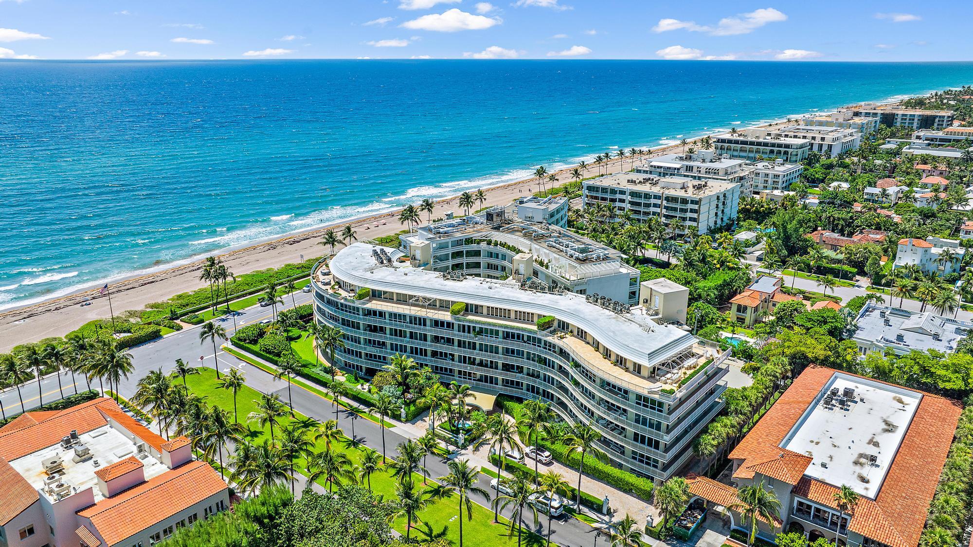 100 Royal Palm Way, Unit F1 Palm Beach, FL 33480 - Photo 38 of 43 a view of a city