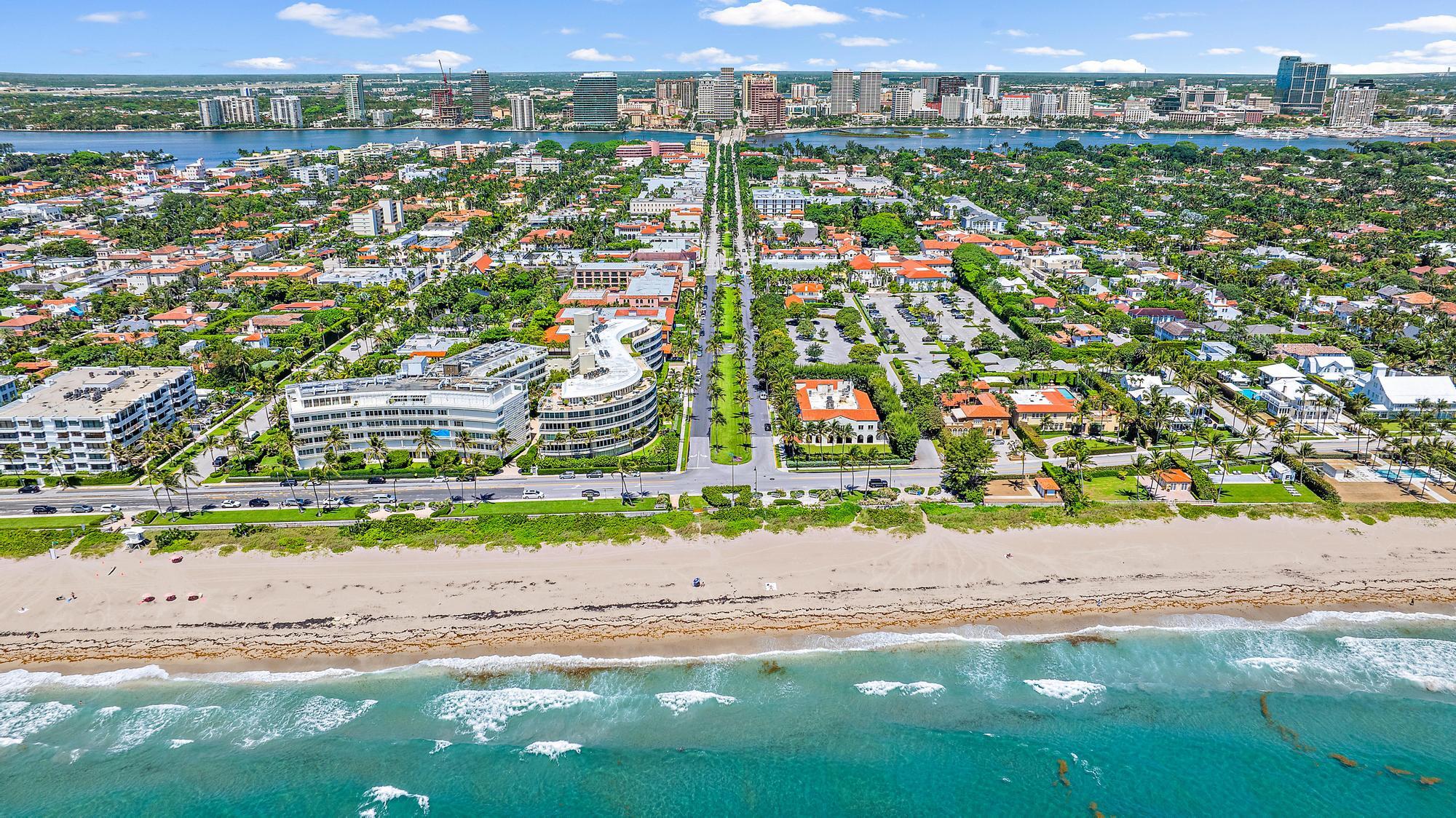 100 Royal Palm Way, Unit F1 Palm Beach, FL 33480 - Photo 39 of 43 a view of a city