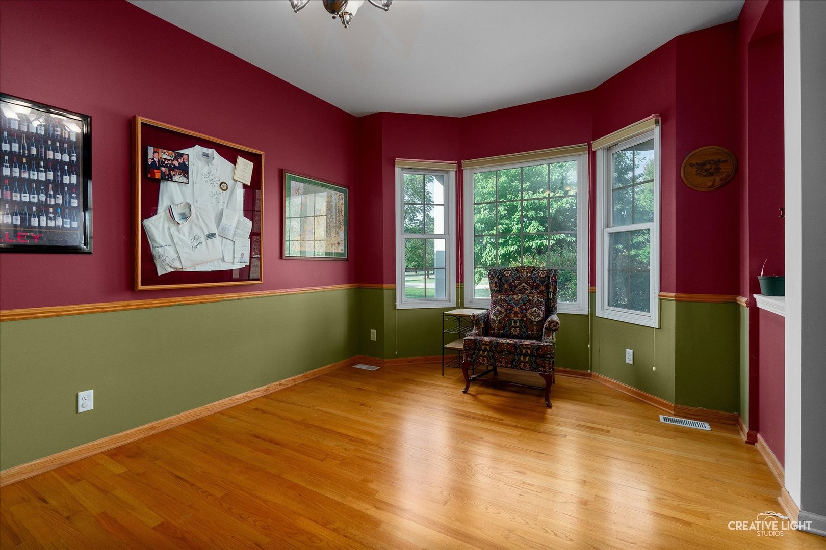 1750 Little Rock Road Plano, IL 60545 - Photo 6 of 33 a living room with furniture and large windows
