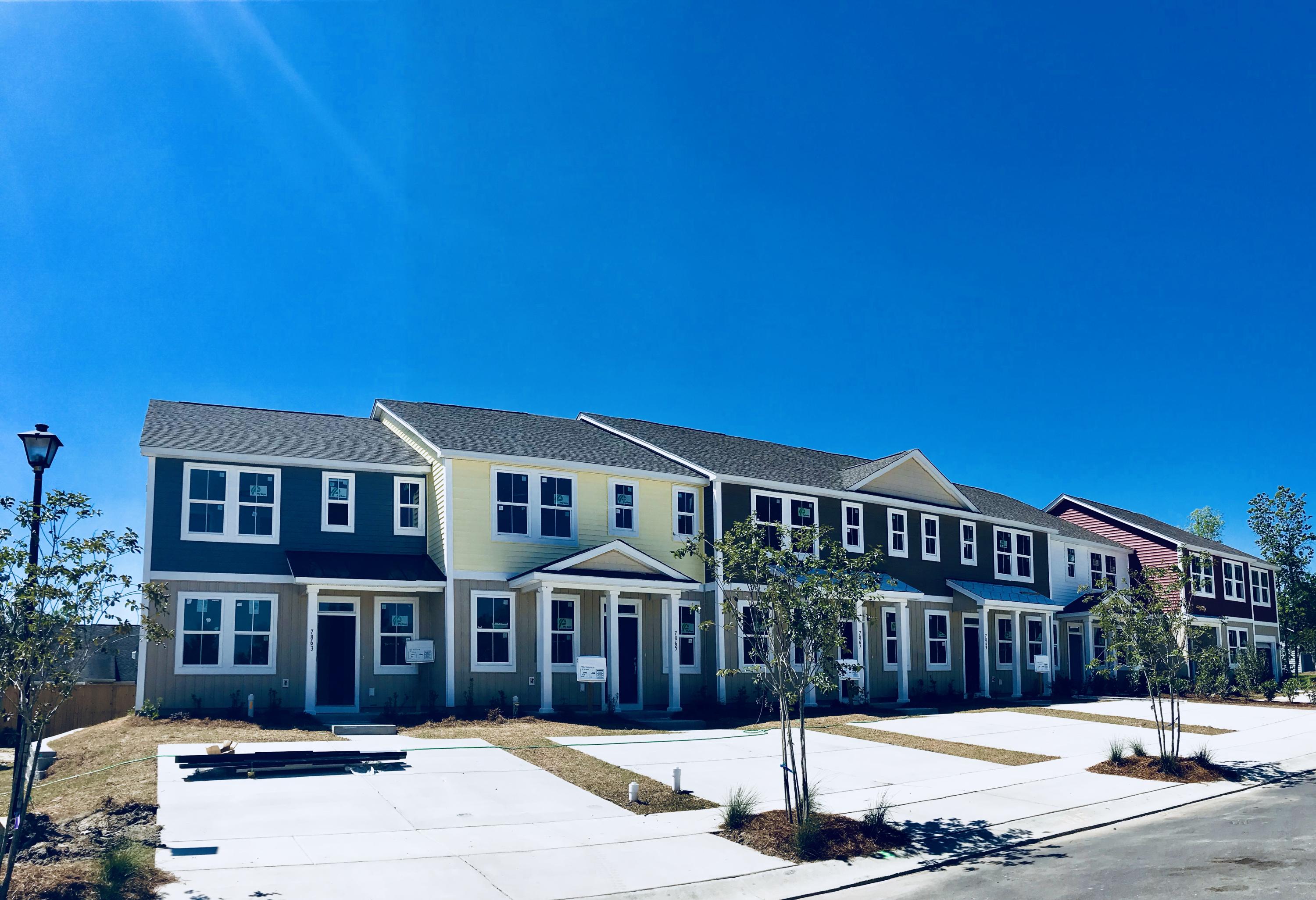 7863 Montview Road North Charleston, SC 29418 - Photo 3 of 48 9751582B-BAB7-41A7-8F03-73576E50A47B